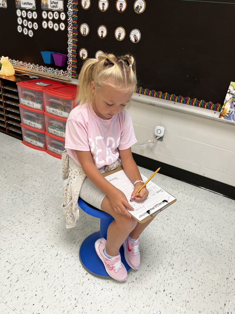 MrsThompsonEES's tweet photo. These terrific explorers worked so hard writing a letter to me this morning. I can’t wait for them to see how much their writing grows by the end of second grade! @EllendaleSchool @EESsimply2nd https://t.co/pUvVPRtxoW
