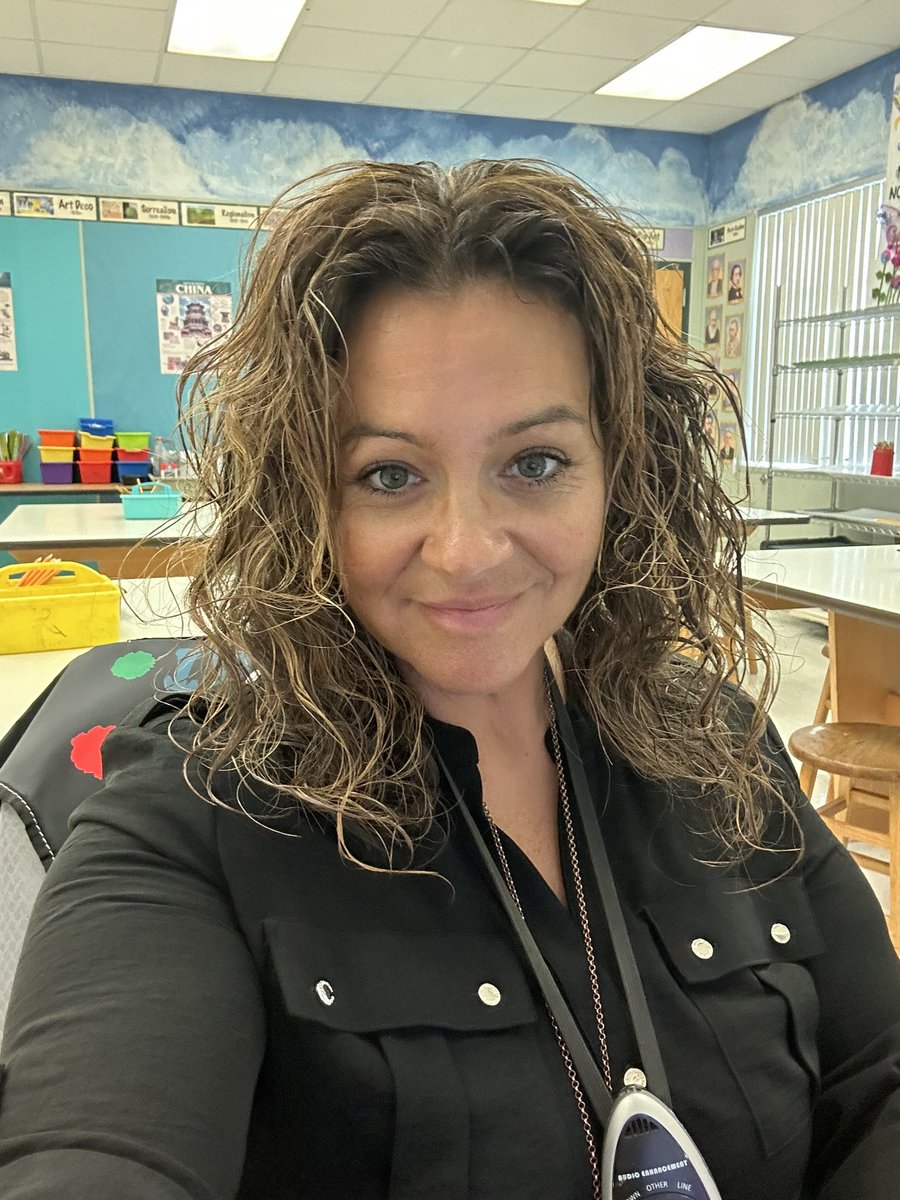 Nova Vazquez tweet media