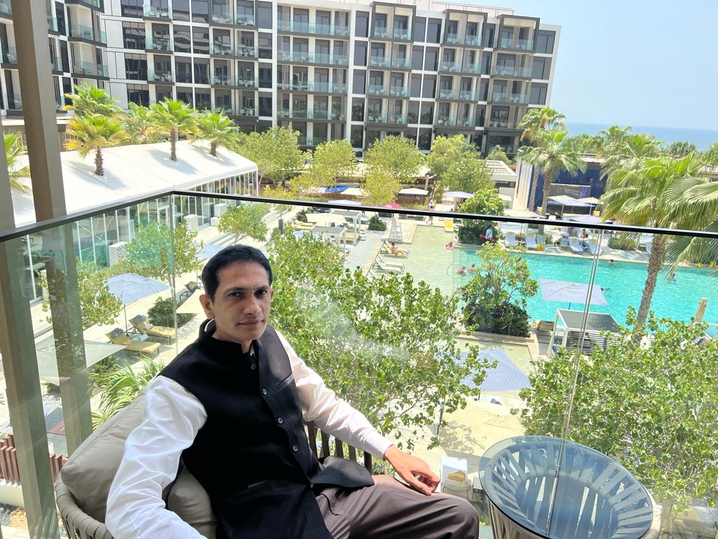 MuntajibuddinM's tweet photo. In Dubai https://t.co/jIeKasLf6m