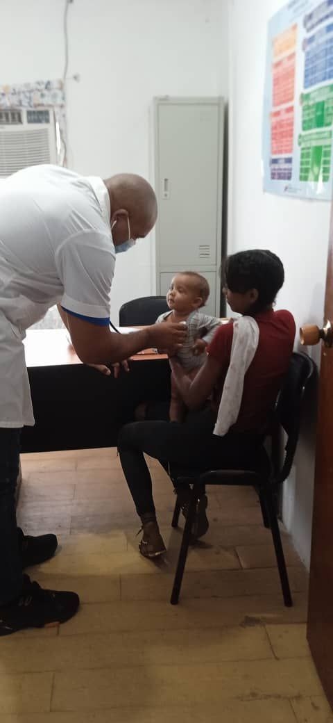 Dedicación, entrega y sacrificio se muestra en el actuar de los profesionales de la salud en Venezuela.

#CubaPorLaVida🇨🇺
#CubaCoopera
#FidelPorSiempre