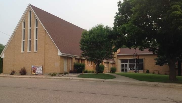 pcusabingewatch's tweet photo. Solid Rock Church-Fulda
Sunday, August 13, 2023, joining First Presbyterian Church for a community worship service at 9:30 am. #Presbyterian #pcusa #AssemblyofGod #Fulda #Minnesota #ecumenical https://t.co/trDbPNR7DZ