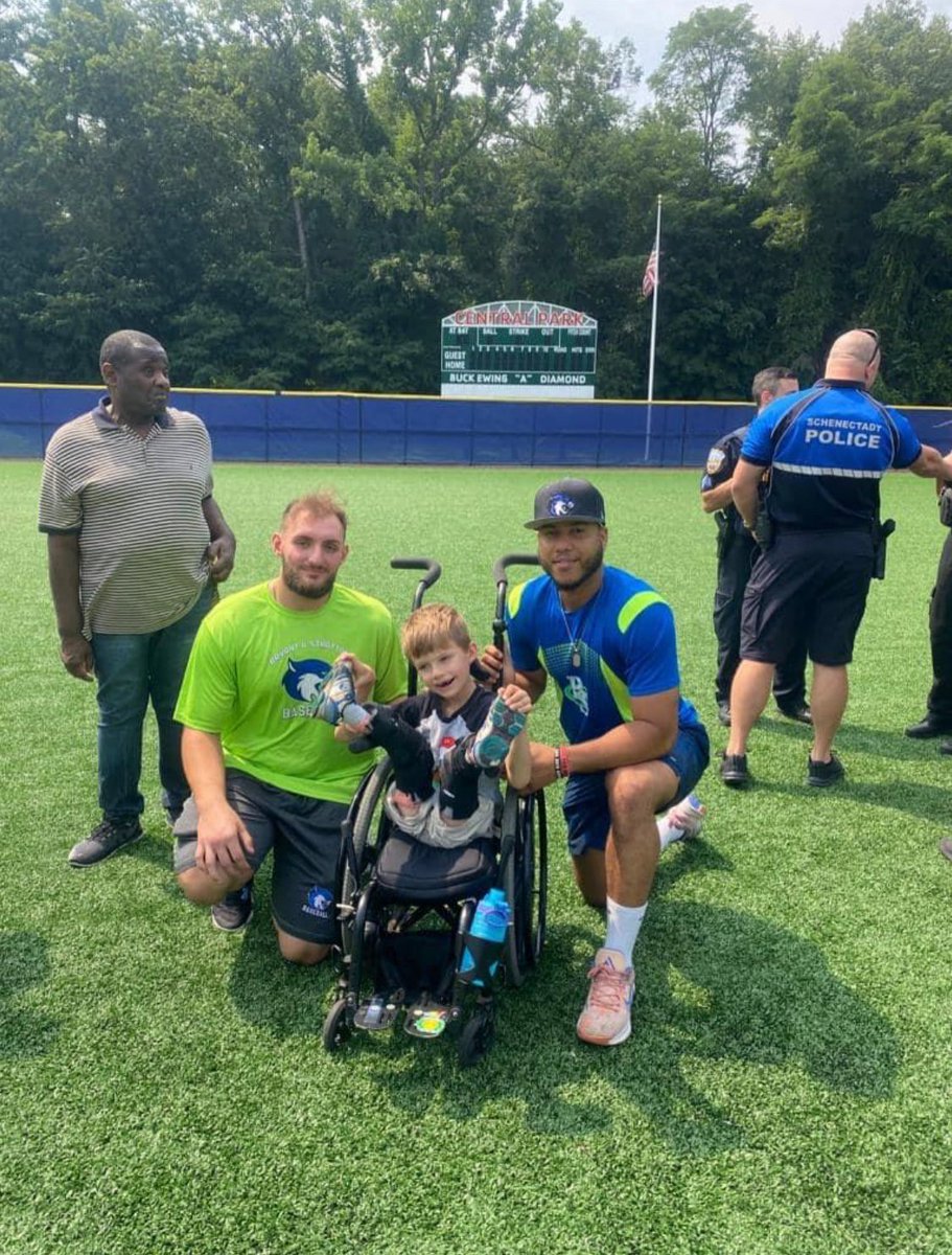 BSCBobcatsAlb's tweet photo. Bryant &amp; Stratton College Albany Bobcats Bryan Camaj and Odilio Cespedes helping with disabled children at Central Park in Schenectady. Our Bobcat Nation is filled with heart. 💙 💚 🐾
#bobcatnation #albanybobcats #bryantstratton https://t.co/rNdBfCv0j0