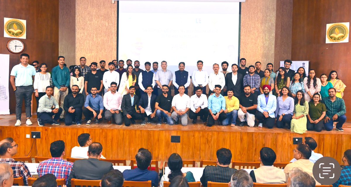 Mukeshias's tweet image. ✅ i-Hub Hub Gujarat sanctioned INR 7 Cr grant to 150 Innovators &amp;amp; Startups via Startup Srujan Seed Support under SSIP 2.0

✅Sectors - ICT, Health, Cleantech, Deeptech, Agritech, Defence, Toy &amp;amp; Gaming, Biotech. 

✅22% of the beneficiaries are women led Startups.