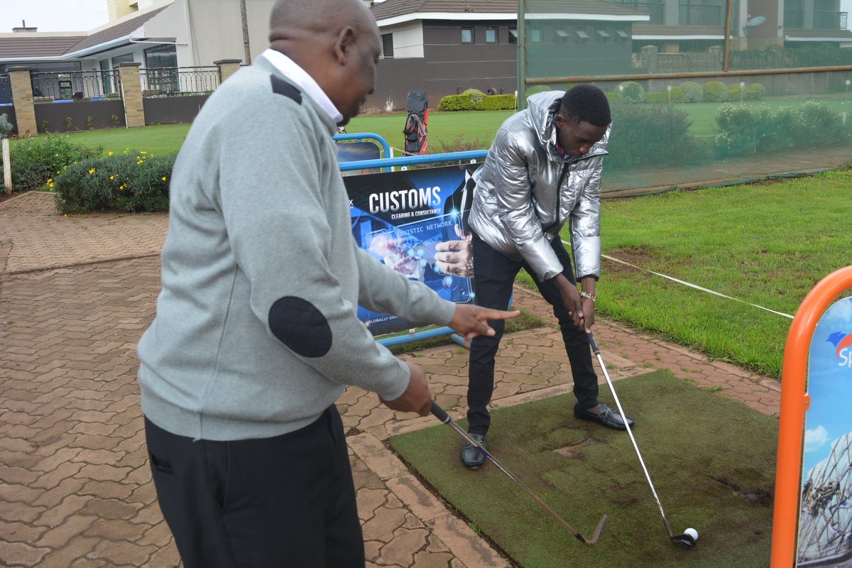 cuea_official's tweet photo. Service with Humility at its Best!
Thank you Very Rev. Prof. Stephen Mbugua NGARI, @VcCuea for taking time to teach and inspire our students. M_HenryMuriuki
#ExperienceCUEA #UniofChoice #studyatcuea https://t.co/IgKep5gBJ8