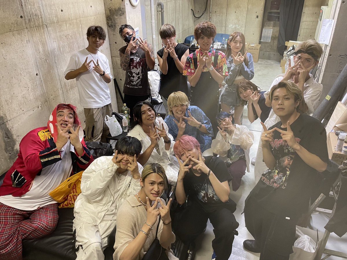 morugesso_SHR's tweet image. モルゲッソ主催LIVE"ブルフェス"
ご来場ありがとうございました🫐

全アーティスト様のLIVEを楽しませて頂き、モルゲッソも全力のLIVEをできました‼

本日リリースされた1stアルバム『PASTEL』是非お聴き下さい🎧
#ブルフェス
#BLUEBERRYBOX