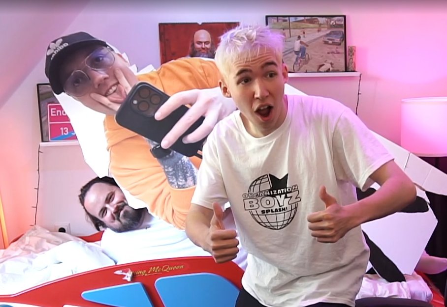 legacynnn's tweet photo. Der normalste Stream https://t.co/gkMEP2j8r5