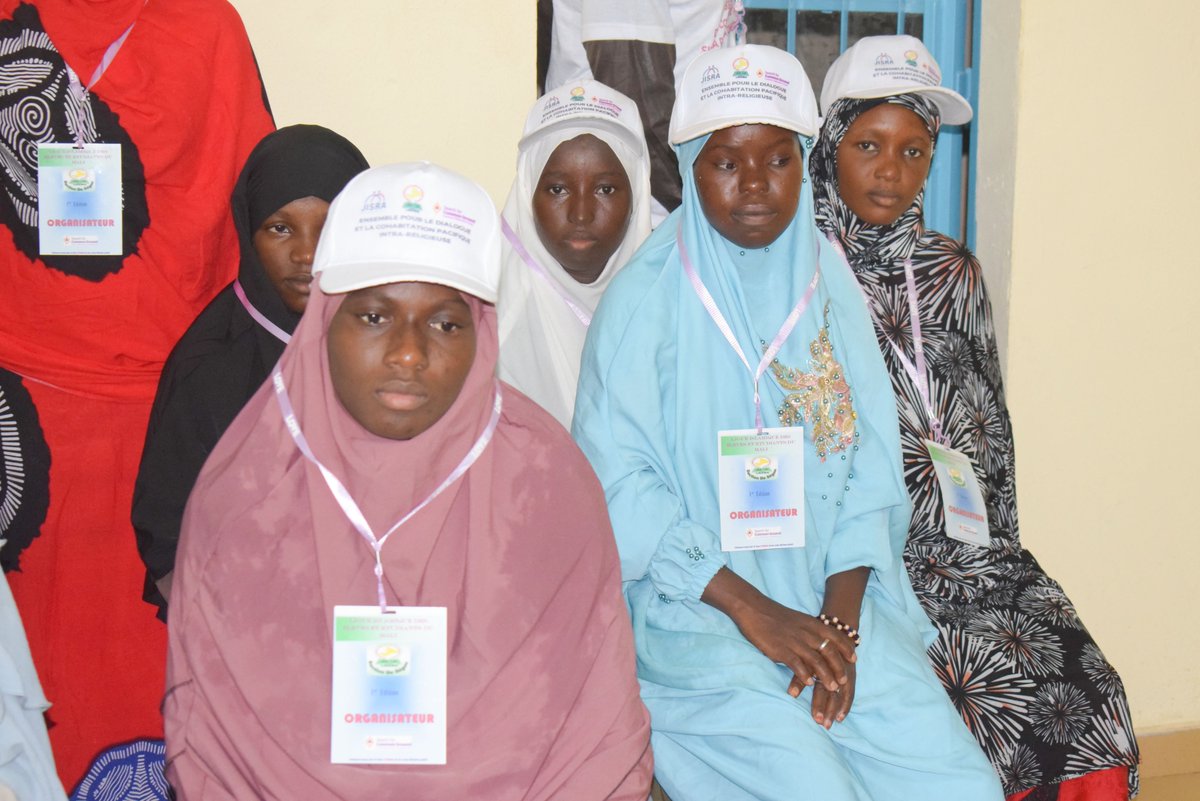 SearchMali's tweet photo. Du 05 au 06 août s'est tenue l'assise intra-religieuse de la communauté musulmane de Ségou sur la paix et la cohésion sociale dans le cadre du projet #JISRA. Une 𝗮𝘁𝘁𝗲𝘀𝘁𝗮𝘁𝗶𝗼𝗻 𝗱𝗲 𝗿𝗲𝗰𝗼𝗻𝗻𝗮𝗶𝘀𝘀𝗮𝗻𝗰𝗲 décerné à #search en guise de remerciements pour ses efforts. https://t.co/FDUXrduZ9A