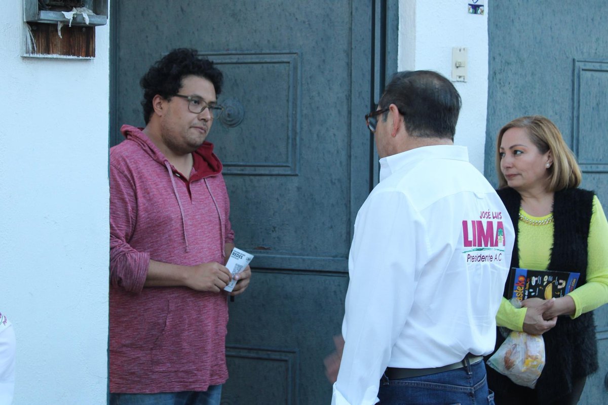 joseluis_lima's tweet photo. Junto con mujeres y hombres que integran la A.C que encabezo recorrimos la colonia Nueva Francisco I. Madero en #Pachuca para dialogar con el pueblo. Estamos muy contentos, en nuestra ciudad hay enojo por la falta de resultados, pero hay esperanza. 

#CuartaTransformación https://t.co/O6oqCPR1Co