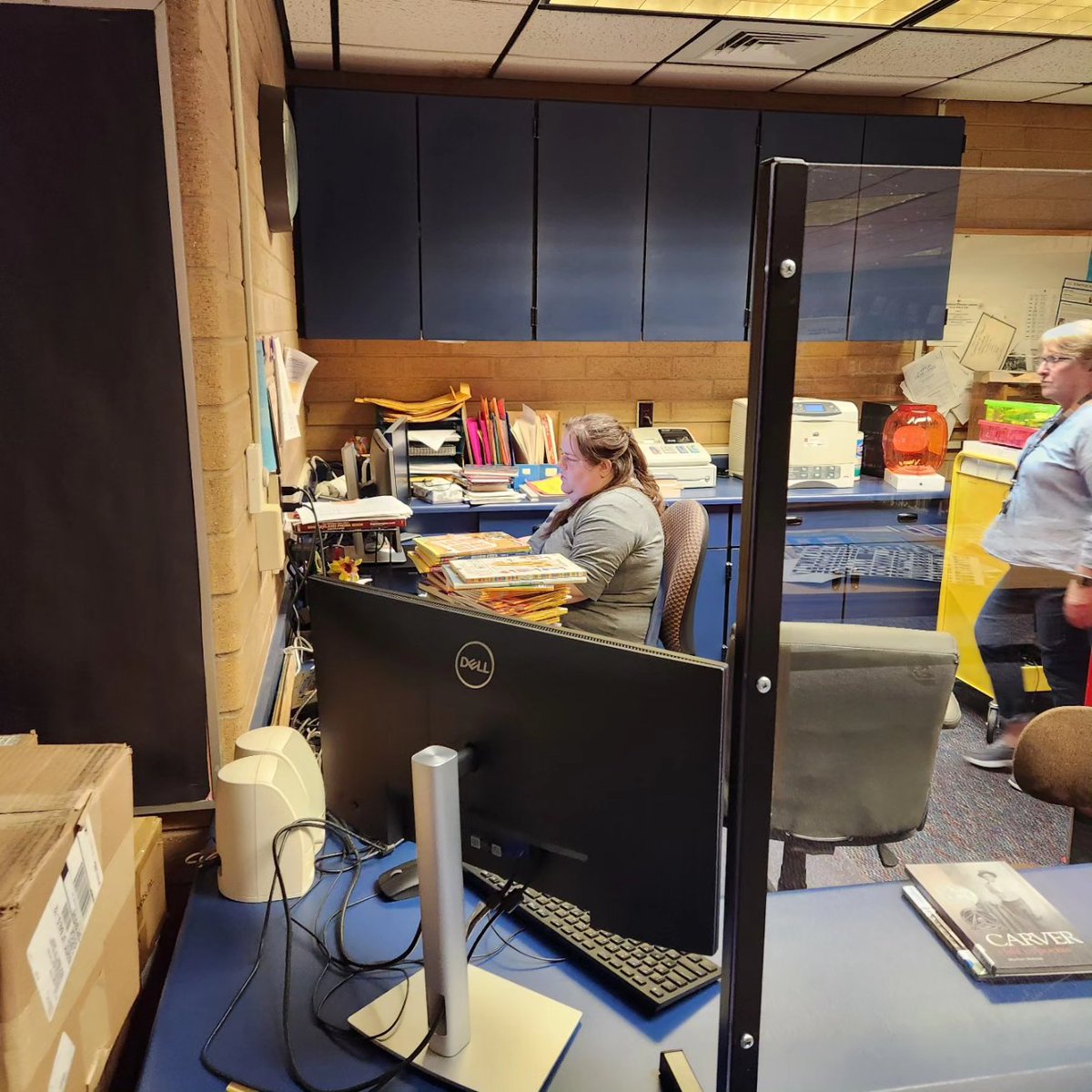cachelibraries's tweet photo. Thanks to everyone who came out to help with our service project at Cedar Ridge Elementary last night! 
#CVLA #CacheLibraries https://t.co/Hx2W6uhAGS