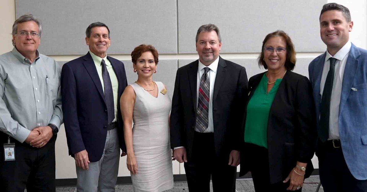 PBStateCollege's tweet image. We had a great turnout at our #engineeringtechnology Business Partnership event earlier this week featuring guest speaker Shawn Rowan. It was an evening of networking and collaboration among PBSC faculty, students, administrators and business partners. Go Panthers!

#MyPBSC