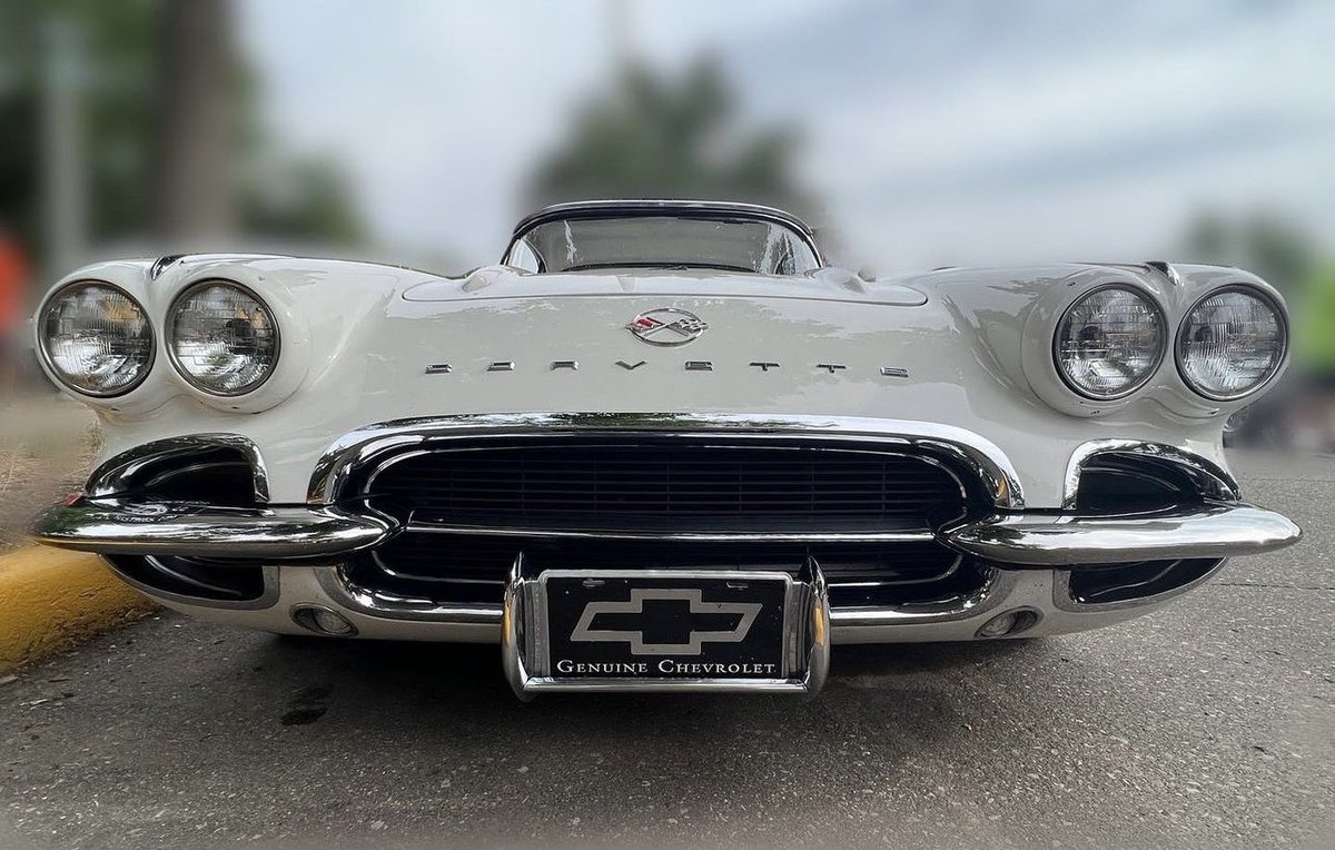 markwertz55's tweet photo. . @KeenParts is the place to find all your parts for that #TBT #CORVETTE 🙌
1-844-TOM-KEEN
@1844TomKeen / @keenparts2 will have a #Team of #Cmodel specialist ready to take your order or answer your questions 🏁 https://t.co/drd8qi8zyE