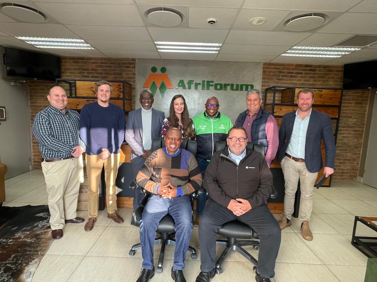 HermanMashaba's tweet photo. My team and I from @Action4SA had a special privilege to meet with the team from @afriforum to explore mutual beneficial relationships for our country and communities. https://t.co/raWipzXkrC