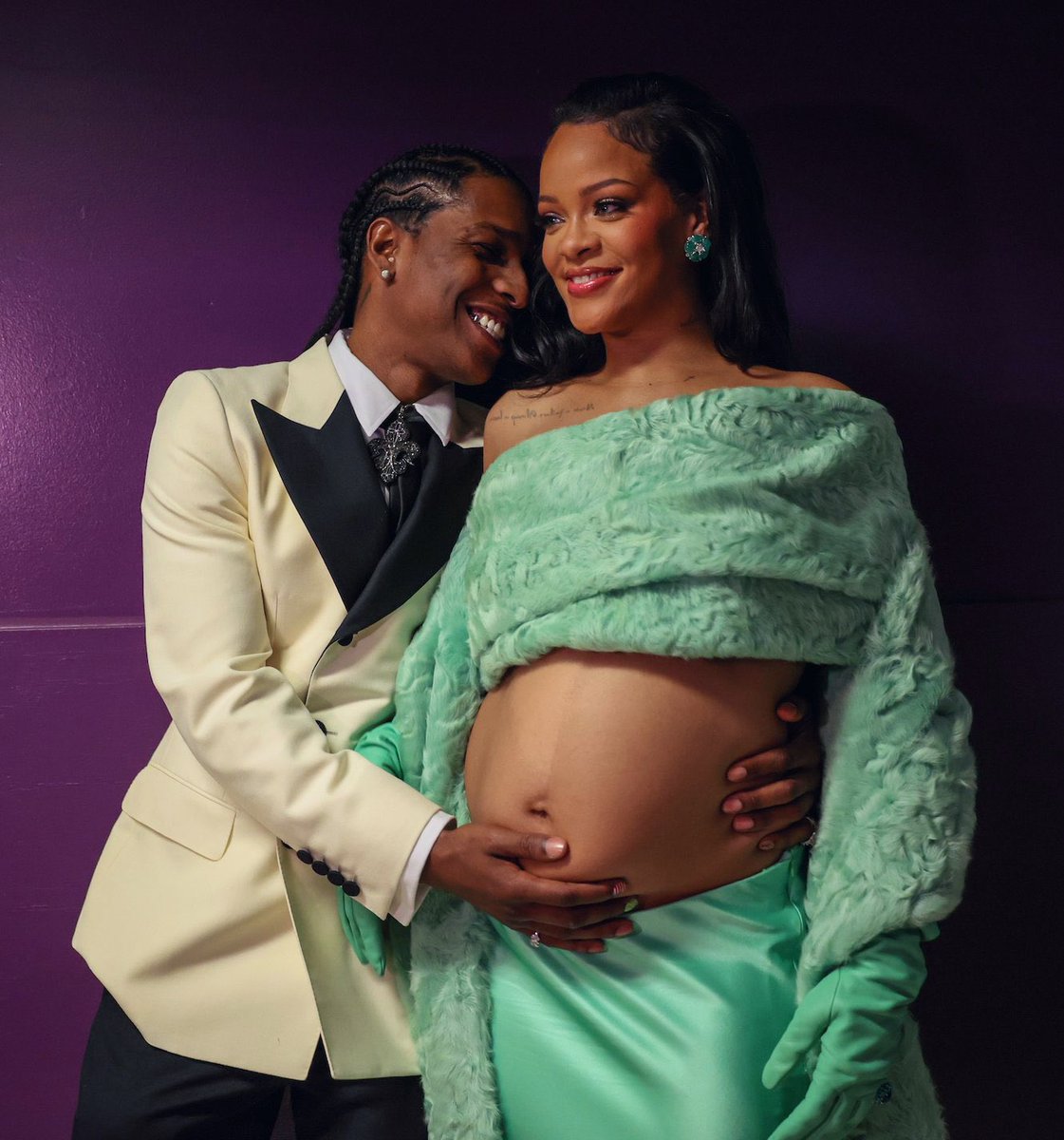 wrld_mag's tweet photo. Félicitations à A$AP Rocky &amp; Rihanna qui sont maintenant parents d’un deuxième enfant 👶🏽 https://t.co/lZOeIhHusz