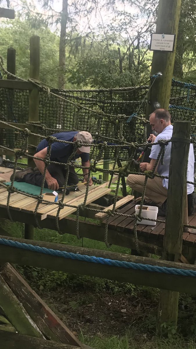 KateMcCallumuk's tweet image. All in a weeks work: Tuesday supporting #SummitsupforTony
Thursday: grafting with the @BendriggTrust team. Picture of Alan Volunteer and Nick Centre Director hard at work repairing our much loved ropes course.