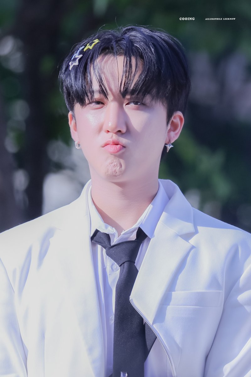 창빈아 생일 축하해🎉

#HappyChangbinDay
#오늘은_돼끼왕자_탄신일
#줏대있게_창빈이_생일축하해
#ChangbinDayWithJutdae

#창빈 #Changbin #StrayKids  #스트레이키즈