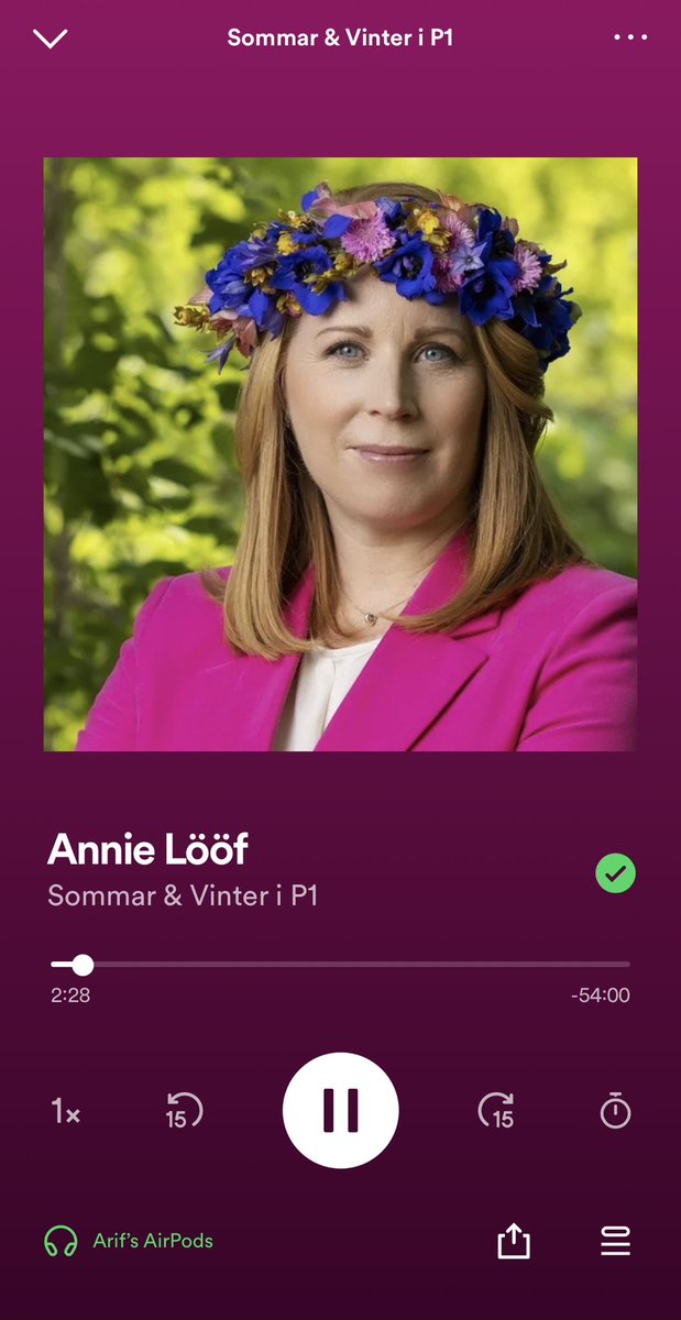 Jag har bestämt att lyssna på P1s sommarprat under sommaren. Har redan lyssnat på @fatemeh_khavari sommarprat och nu tänkte börja serien med @annieloof. Annie var en riktig politiker i det svenska politiken & hon saknas. Om ni har några sommarprat tips, får gärna tipsa till mig.