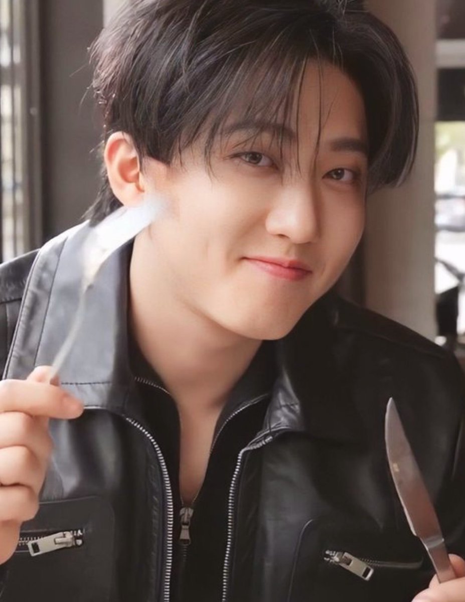 guw8l's tweet photo. you were never just a summer fling, #changbin https://t.co/6TKi8hswZi