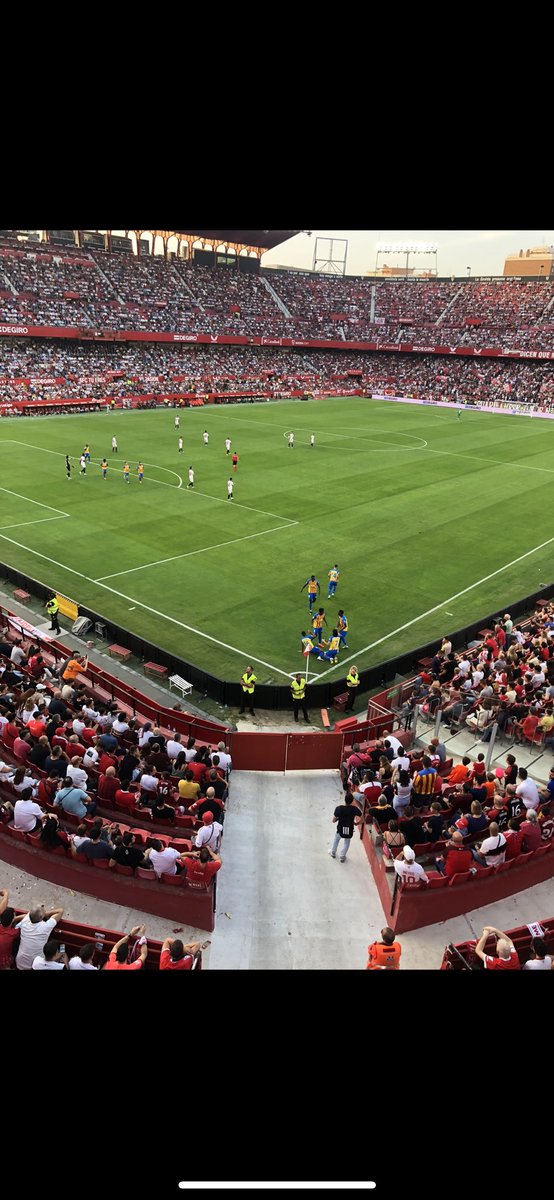 mariogabo__'s tweet photo. Vendo entrada para el Sevilla-Valencia de mañana!!! A 48€, lo que costó.

Es justo desde este asiento.

@RadioTaronja_ @Info__Valencia @SalvemNostreVcf https://t.co/T3c4h0XHEe