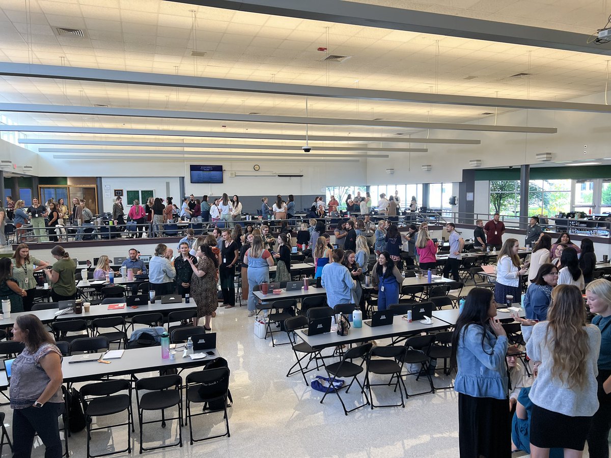 Beyond excited to present for new staff at #proudtobe15 with <a href="/britthenry_15/">Brittany Henry</a> ! Connecting and Clarity are #AtTheCore