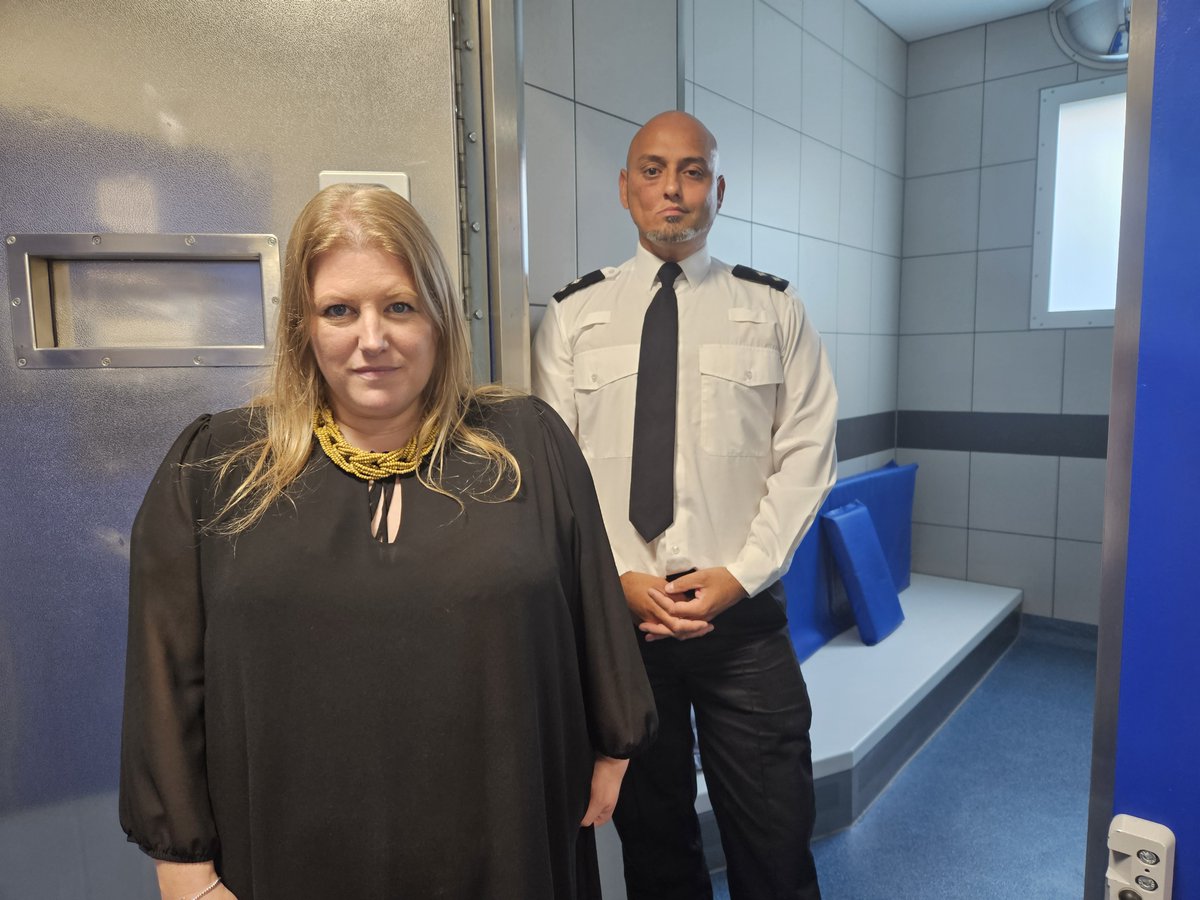 BIG NEWS 📢 @DonnaJonesPCC approves funding of more than £600K for innovative drug testing on arrest scheme. It's in operation across police custody suites in Hampshire &amp; the Isle of Wight. Here's the full story 👉hampshire-pcc.gov.uk/pcc-approves-f…