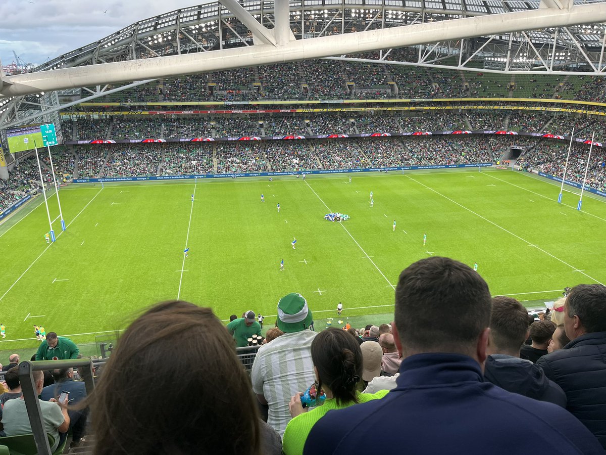 ariangnrde's tweet photo. irish swifties! this is the view from section 328 in the aviva https://t.co/s93MUdB0tu