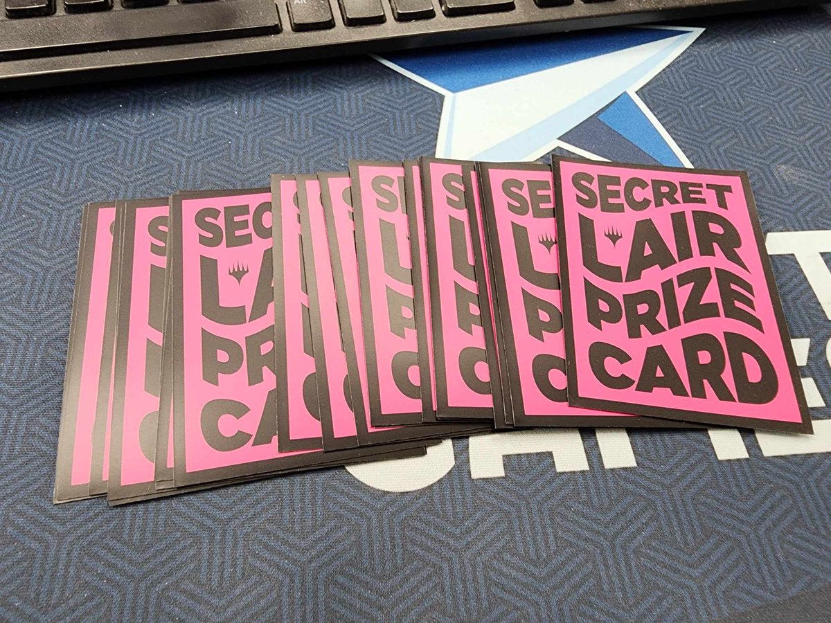 BenBleiweiss's tweet photo. Doing a huge cleaning out of my desk area, so today is going to be a literal #GetThisOffMyDesk day!
21x Secret Lair Prize Card sleeves - $20 shipped within US. DM to purchase.
#MTG https://t.co/T4tfhQu0Dd