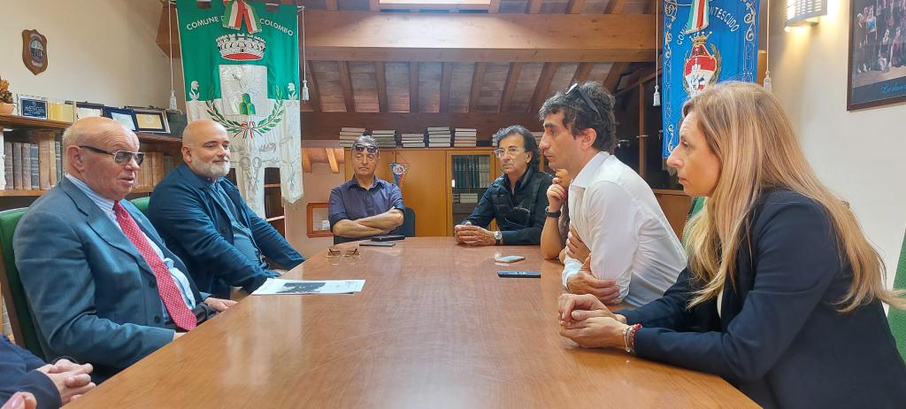 Mentre ai vertici del #PD c'è chi mente sapendo di mentire e chi aveva delle responsabilità di #prevenzione in materia ambientale come la #vicepresidente dell'#EmiliaRomagna #Schlein, in #FDI e al #Governo c'è chi si adopera senza polemiche per rimediare ai danni dell'#alluvione.