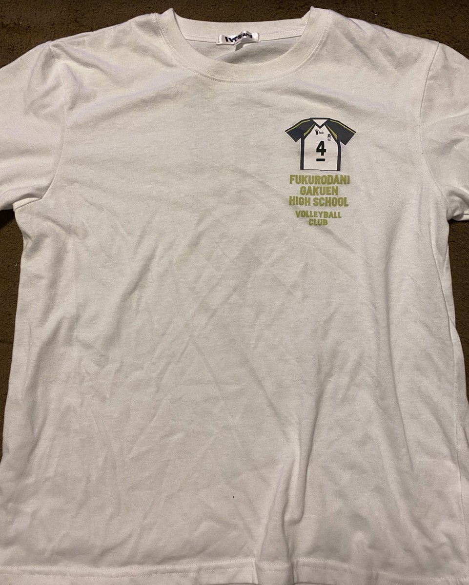 gookickiss's tweet photo. TシャツにTシャツのプリントされてるの意味わからない https://t.co/Ugp1HzJniA