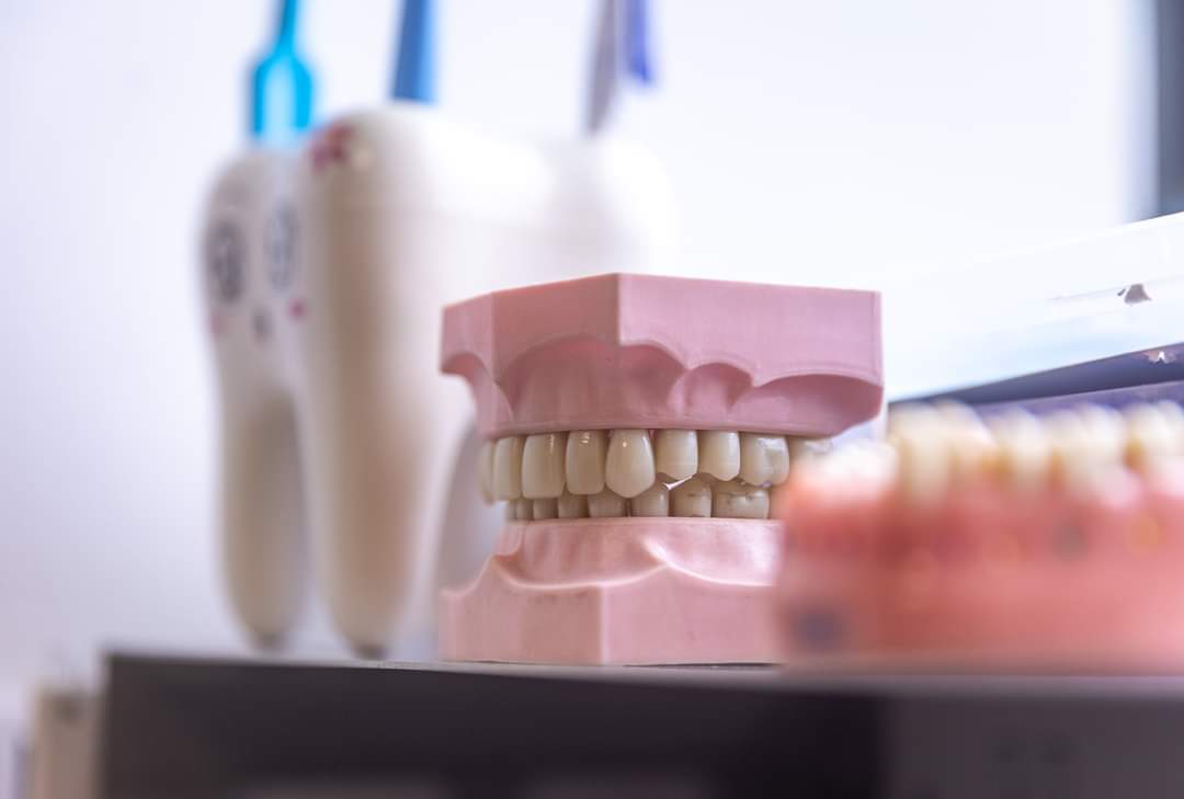 OneStopIreland's tweet photo. Whoever you are, we'll make you busier.

You stick to doing what you do best, just like our client Rdent who provide the very best in General Dentistry, Emergency Dental Care and specialist Cosmetic Dentistry🦷

#MarketingIreland #SocialMedia #DentistIreland https://t.co/7fmcFHpH4w