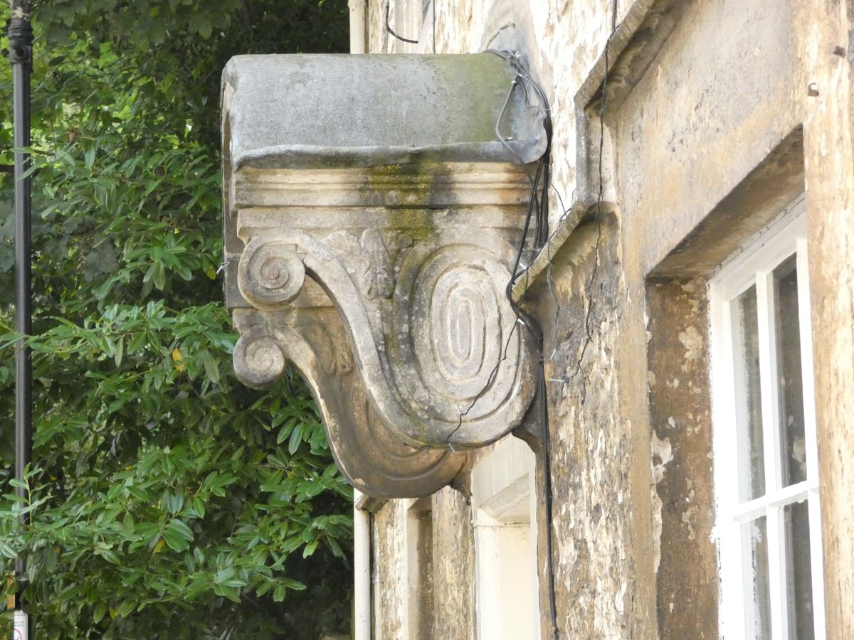 Playing with the photos I took earlier in Corsham. After and before for comparison!