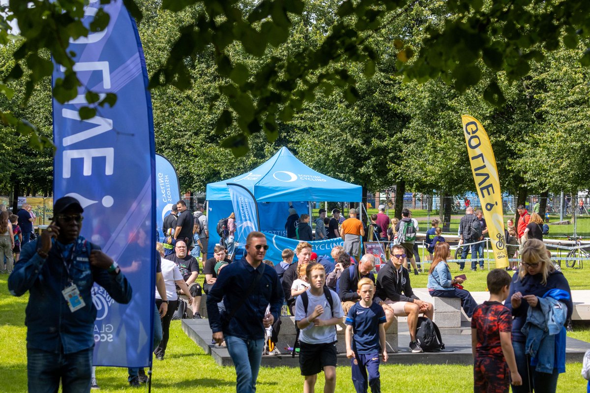 Get Ready Glasgow (@getreadyglasgow) on Twitter photo Are you looking for some family fun this weekend?
GO LIVE! at Cathkin Braes on Saturday, 12 August is a free event for all the family, with a variety of entertainment on our GO LIVE! stage 🕺
For the entire programme visit glasgowlife.sportsuite.co.uk/activity-finde…
<a href="/GlasgowCC/">Glasgow City Council</a> Are you looking for some family fun this weekend?
GO LIVE! at Cathkin Braes on Saturday, 12 August is a free event for all the family, with a variety of entertainment on our GO LIVE! stage 🕺
For the entire programme visit glasgowlife.sportsuite.co.uk/activity-finde…
<a href="/GlasgowCC/">Glasgow City Council</a>
