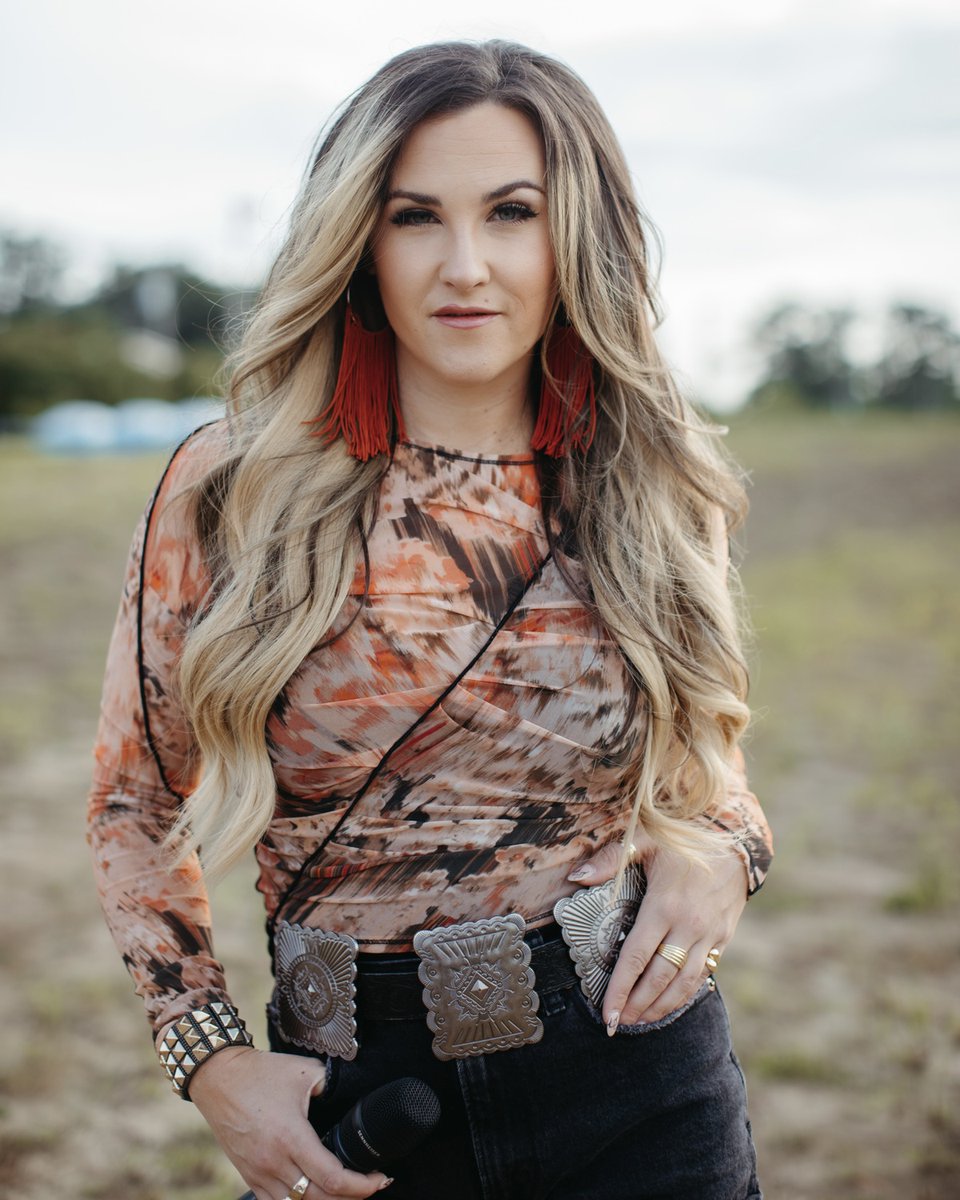 AshleyBarronOfficial tweet media