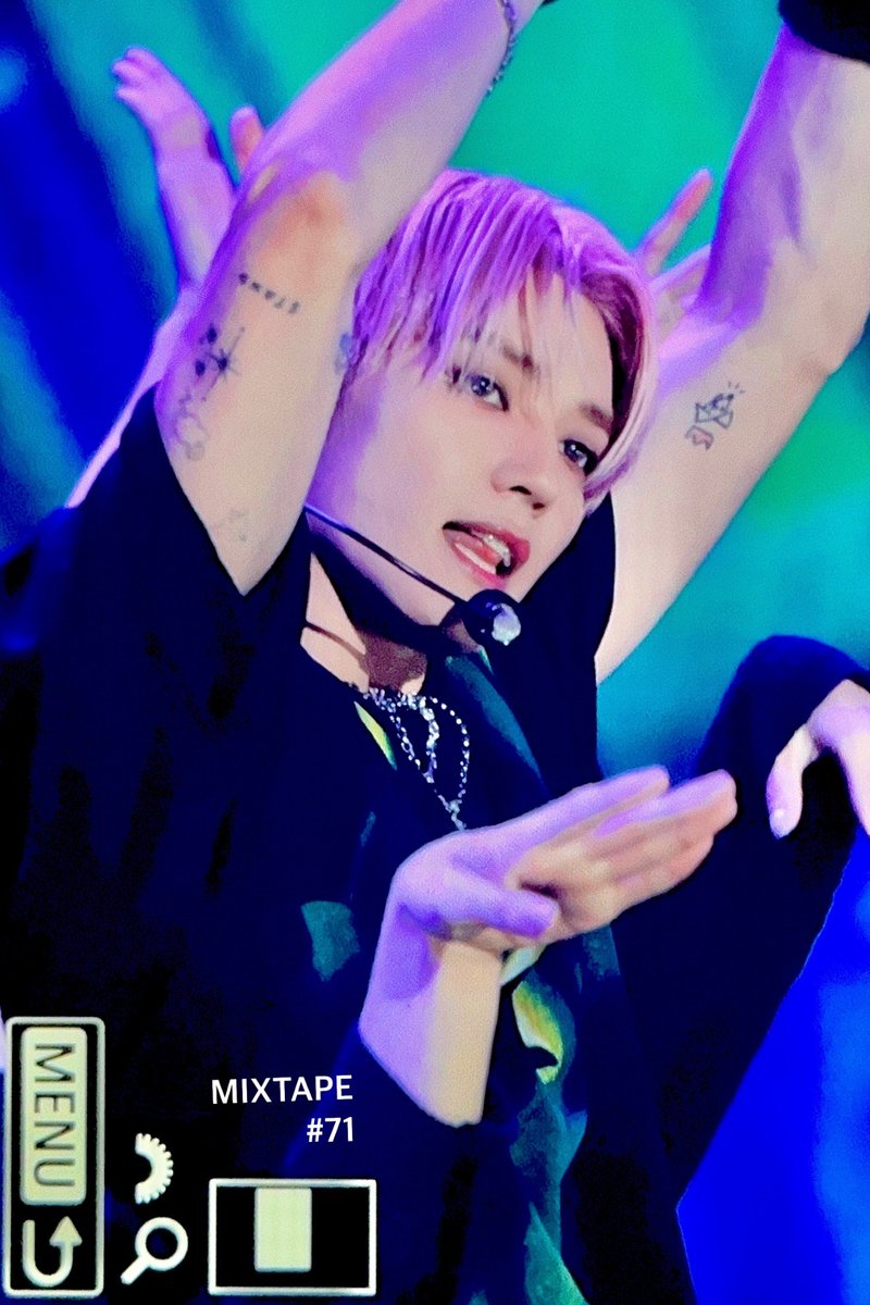 MIXTAPE_71's tweet photo. 230810 HDA

#TAEYONG #태용 #TAEYONG_SHALALA https://t.co/rJjAHwCkpd