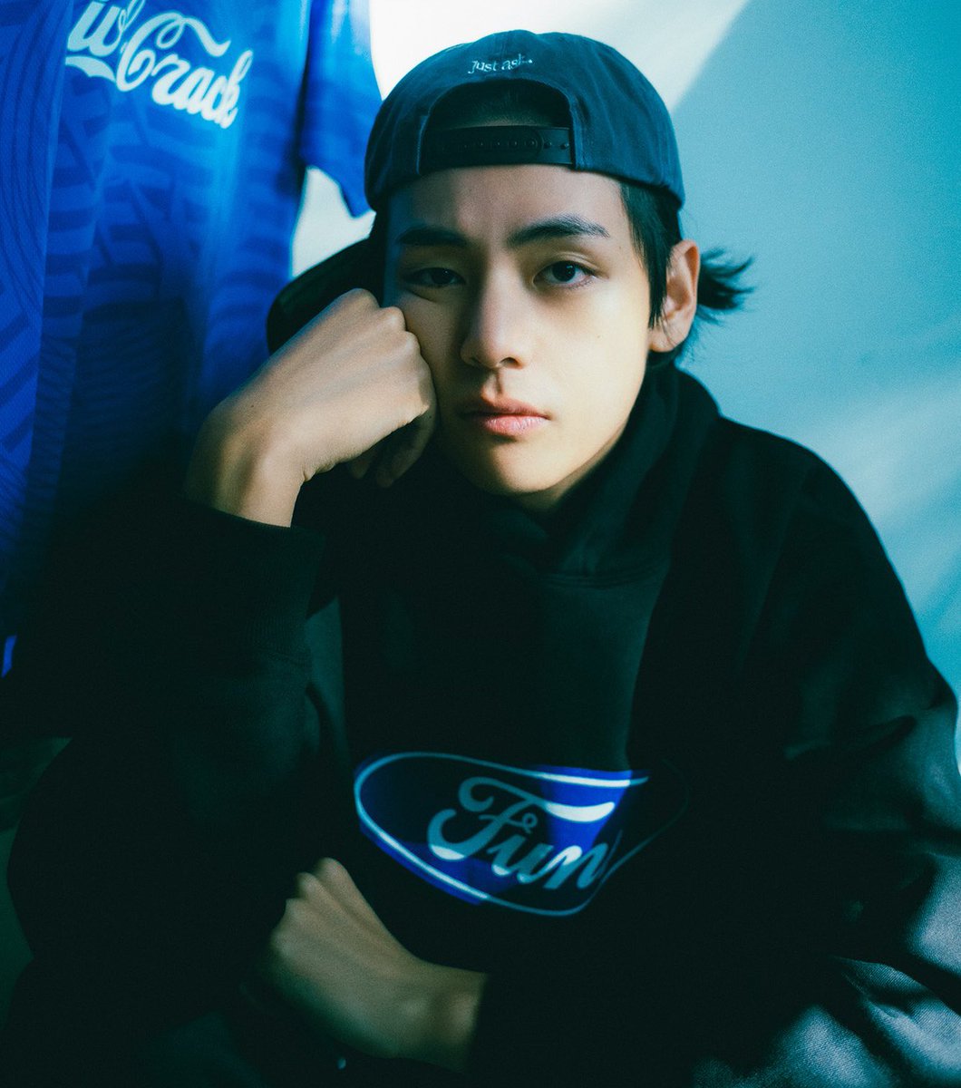 kthprettyhands's tweet photo. BOYFRIEND MATERIAL https://t.co/XShhjySuvu