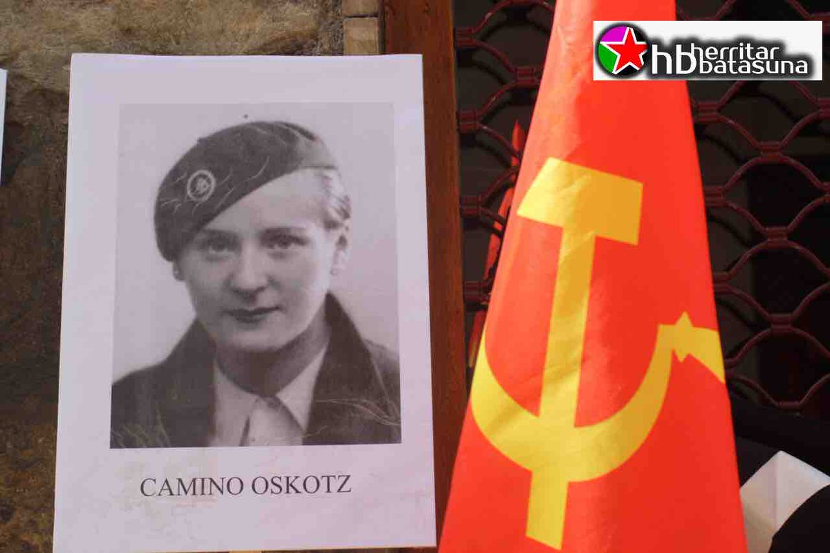 MemoriaHis's tweet photo. 10 de agosto de 1936. El franquismo fusiló a la maestra comunista navarra (26 años) Maria Camino Andrea Oskoz Urriza.
Militó en UGT, Socorro Rojo Internacional y PCE.
Torturada, violada, obligada a beber ricino y a pasearse por las calles con el pelo rapado y con ropa rasgada. https://t.co/9XUgqF6qv8
