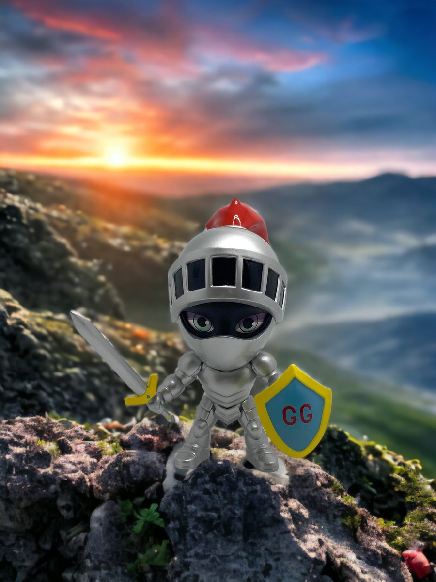 Store_Dreamify's tweet photo. Snag your very own knight toy today from the enchanting aisles of https://t.co/Ftu7fH6Q9E! It's up and running, just waiting to become a valiant addition to your collection. Don't miss out! https://t.co/OEhx3mjkM6