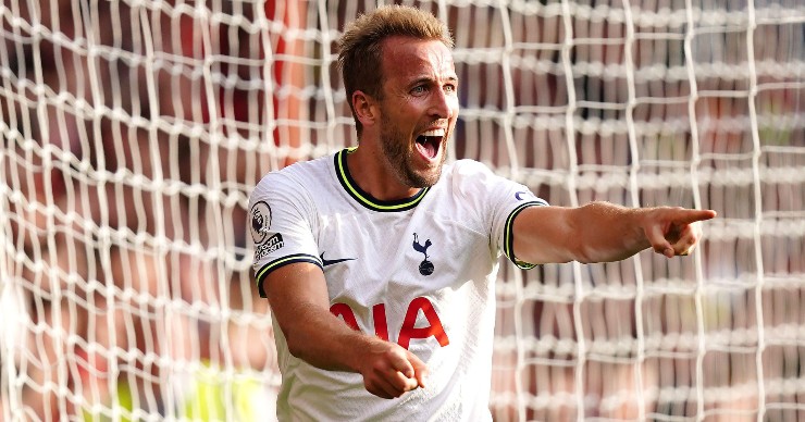 VeikkausVcom's tweet photo. Maanjäristys!!
"The Athletic: Tottenham hyväksyi Bayernin tarjouksen Harry Kanesta"

https://t.co/jFpjrqj2vT

Kuva Alamy https://t.co/h2okgrNckp