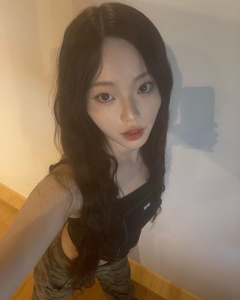 kgirlsource's tweet photo. 皆さんに早く良い姿をお見せ出来るようにこれからも死ぬ気で頑張っていきます！🔥 世界一幸せものです本当にありがとうございました♡♡

#KISSGIRLS #RIRIA https://t.co/jxtFklVZ1l