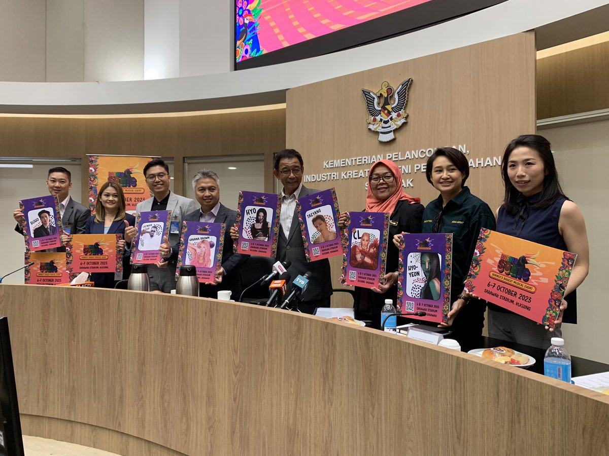 ybkarimhamzah's tweet photo. Looking forward to seeing them in person when they’re in #Kuching Anyone’s joining me? https://t.co/rN4g2aTUxD