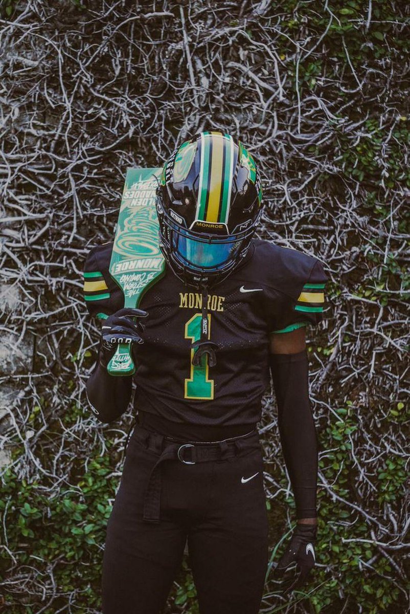 Monroe Football tweet media