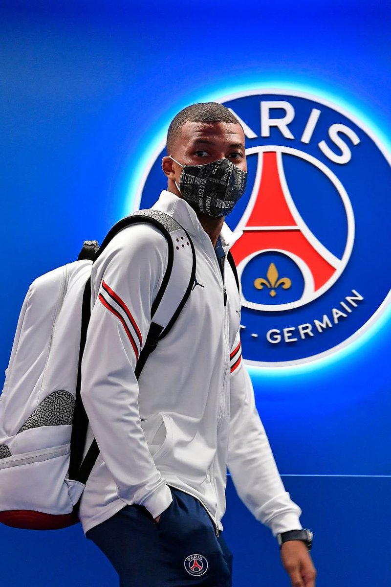 theMadridZone's tweet photo. 🚨🌕| PSG sent a new letter to Kylian Mbappé on August 4th, telling him that if he leaves for free:

- PSG will have to sell players.
- PSG will have to reconsider their policy of promoting academy players.
- PSG will have to FIRE many employees.

@lequipe #rmalive https://t.co/WyQn90GHRr