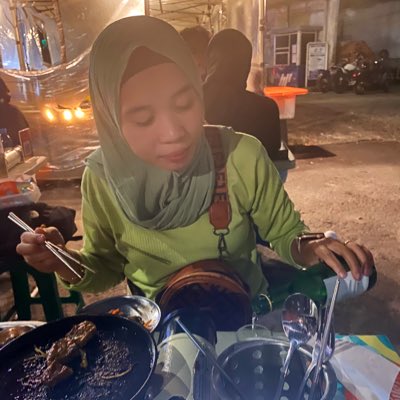 nadhea_onadh's tweet photo. #FotoProfilBaru https://t.co/GlbeSTHVT2