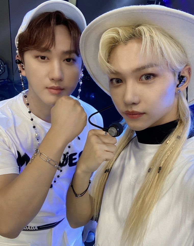 BBOKARILOOKS's tweet photo. HAPPIEST BIRTHDAY TO OUR PRECIOUS CHANGBINNIE~❤ ENJOY UR DAY, MY LOVE<3

GALAXY BRIGHTEST STAR CHANGBIN
#오늘은_돼끼왕자_탄신일
#줏대있게_창빈이_생일축하해
#ChangbinDayWithJutdae
#HappyChangbinDay https://t.co/fV1NCqzIyn