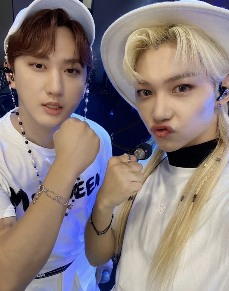 BBOKARILOOKS's tweet photo. HAPPIEST BIRTHDAY TO OUR PRECIOUS CHANGBINNIE~❤ ENJOY UR DAY, MY LOVE<3

GALAXY BRIGHTEST STAR CHANGBIN
#오늘은_돼끼왕자_탄신일
#줏대있게_창빈이_생일축하해
#ChangbinDayWithJutdae
#HappyChangbinDay https://t.co/fV1NCqzIyn