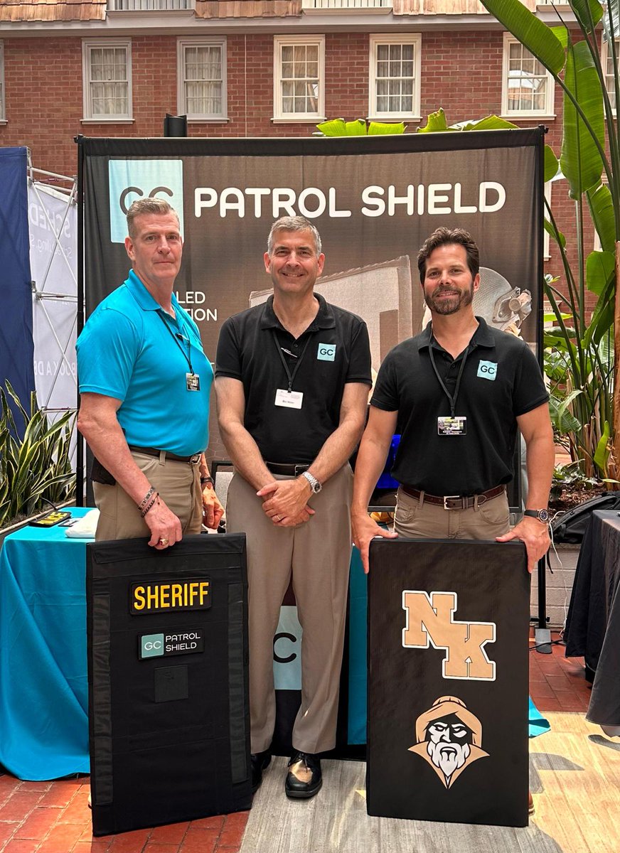gc_shield's tweet image. Our brilliant GC Sales team at the NY Association of Chiefs of Police show! 

#lawenforcement #LEOsafety #policegear #tacticalgear #bodyarmor #armour #gcshield #ballistics #ballisticshields #shield #policesafety #schoolsafety #tactical #SWAT #SWATgear