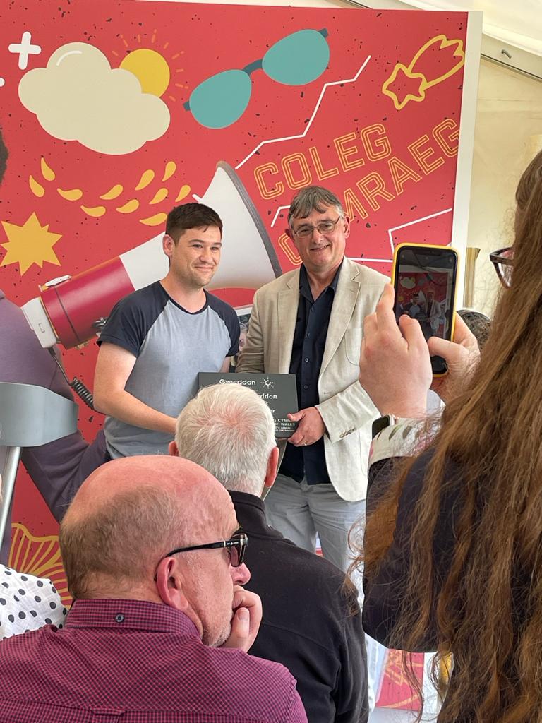 Cardiff University (@cardiffuni) on Twitter photo 5/5 <a href="/MathsCU/">Cardiff Uni Maths</a> lecturer, Dr <a href="/GeraintPalmer/">Geraint Palmer</a>, was awarded the Gwerddon Award. This acknowledges the best article published on an academic e-journal, <a href="/Gwerddon/">Gwerddon</a>, over the past 2 years. Geraint’s article is titled: 'Multi-objective linear programming to identify the best Pokémon team’. 5/5 <a href="/MathsCU/">Cardiff Uni Maths</a> lecturer, Dr <a href="/GeraintPalmer/">Geraint Palmer</a>, was awarded the Gwerddon Award. This acknowledges the best article published on an academic e-journal, <a href="/Gwerddon/">Gwerddon</a>, over the past 2 years. Geraint’s article is titled: 'Multi-objective linear programming to identify the best Pokémon team’.