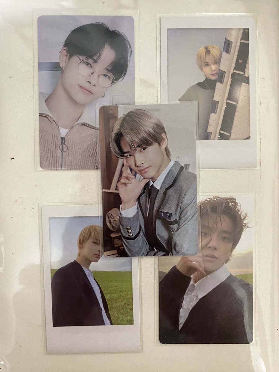 nishilvr_'s tweet photo. WTS LFB PH
RUSH SELLING

• 120 ea selca
• 100 ea non-selca

# enhypen ni-ki riki dimension dilemma charybdis scylla ggu ggu selca jake dimension answer yet selca pob concept https://t.co/cE37TTO316