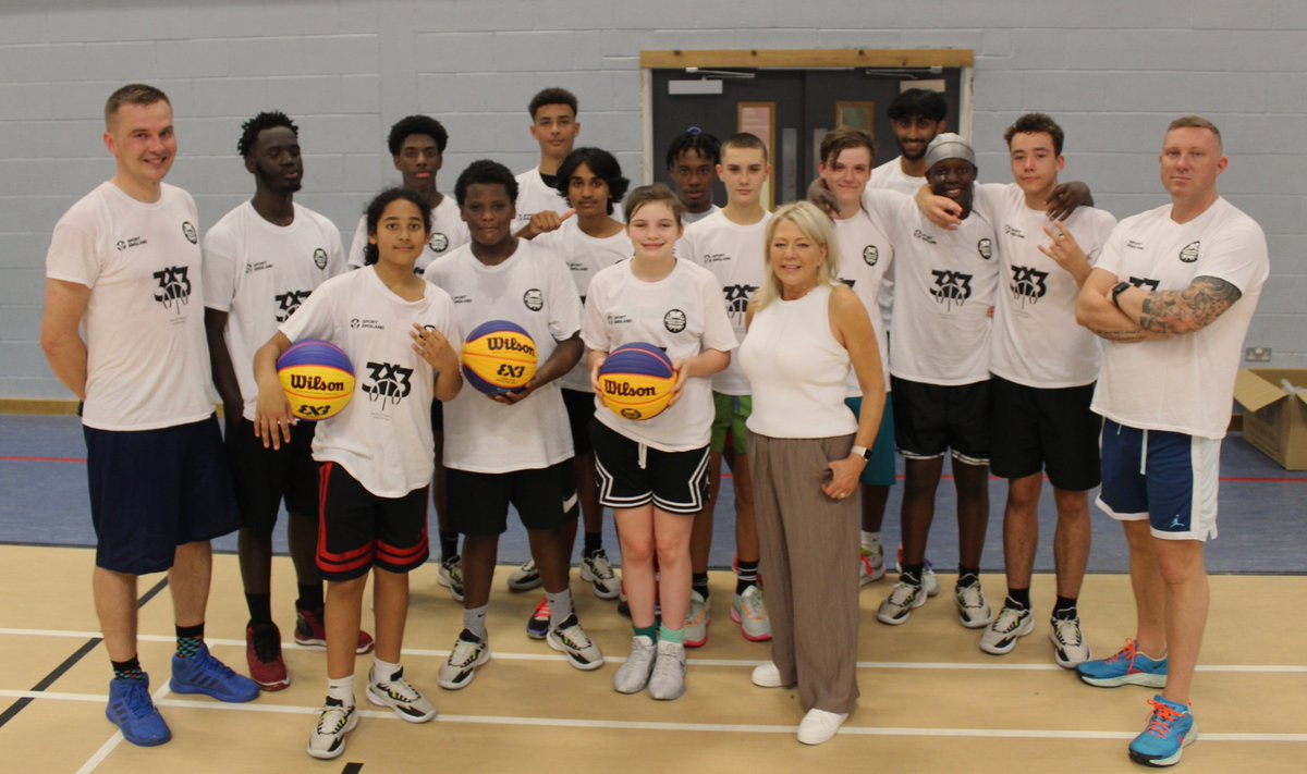 MerseysideVrp's tweet photo. One of this tremendous #Toxteth team is called Magic. What an apt name. This brilliant #basketball project has a major event in #Liverpool next week – details here on Monday @MerseyPolice  @FireFitHub @EarlyYearsMVRP https://t.co/yaDKiCZ4Yd