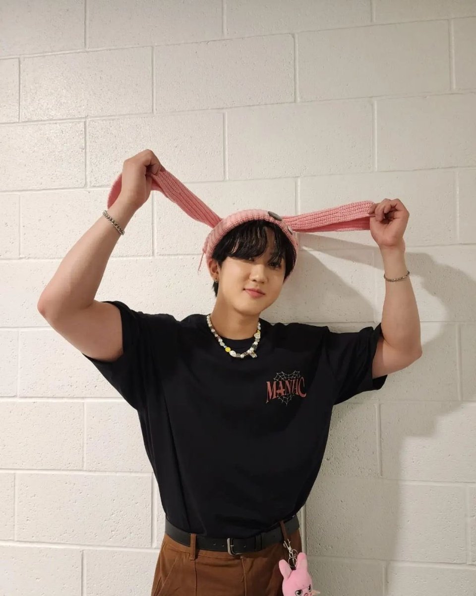 _jinin_'s tweet photo. お誕生日おめでとう🎉
ソチャの愛嬌たっぷりで可愛いとこもラップでイケ散らかしてるとこも全部沼💗💗ほんとに大好き生まれてきてくれてありがとうスキズとしてデビューしてくれてありがとう🫶🏻

#HappyChangbinDay
#오늘은_돼끼왕자_탄신일
#줏대있게_창빈이_생일축하해
#ChangbinDayWithJutdae https://t.co/XhPaf2BX3k