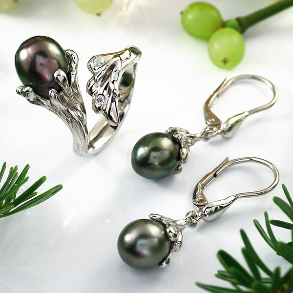 ganoksinproject's tweet photo. Step into a blooming oasis of artistic jewelry IG affiancedjewellery

#ArtisticJewelry #GardenInspired #NatureInBloom #BlossomingElegance #BotanicalBeauty #WearableArt #HandcraftedGems #FloralAdornments #ElegantNature #ExpressiveDesigns https://t.co/VhTB1ZnWj4